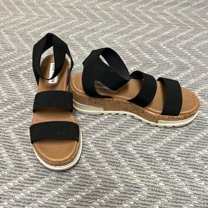 Steve Madden cork platform wedges